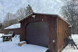 2160 Ingersoll Dr, Akron, OH 44320 - Photo 2