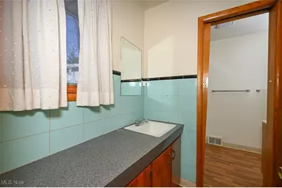 277 Lake Front Drive, Akron, OH 44319 - Photo 20