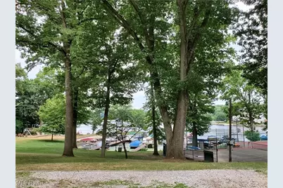 277 Lake Front Drive, Akron, OH 44319 - Photo 38