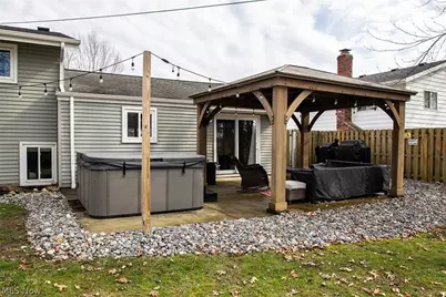 3974 Winton Park Drive, North Olmsted, OH 44070 - Photo 4