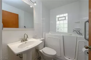 2616 Terrace Ave, Akron, OH 44312 - Photo 20
