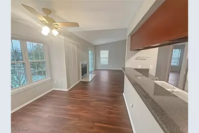 1408 Stoney Run #148, Grandview Heights, OH 44147 - Photo 8