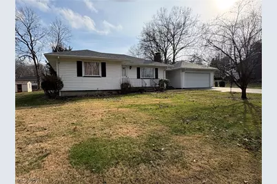 2921 Decamp Road, Youngstown, OH 44511 - Photo 2