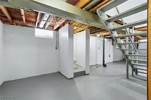 835 Carnegie Ave, Akron, OH 44314 - Photo 36