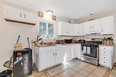 7511 Jeffries Avenue, Garfield Heights, OH 44105 - Photo 34