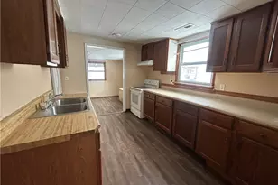 732 Markley Ave, Orrville, OH 44667 - Photo 4