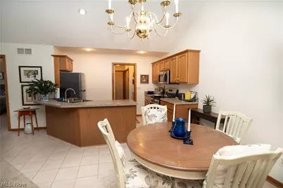 39 Village Court, Columbiana, OH 44408 - Photo 18