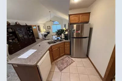 39 Village Court, Columbiana, OH 44408 - Photo 6