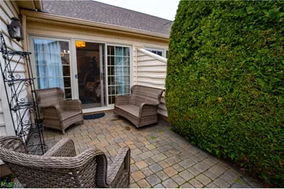 39 Village Court, Columbiana, OH 44408 - Photo 4