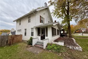 935 Ridge Rd NW, Canton, OH 44703 - Photo 4