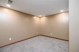 9894 Silvercreek Rd, Wadsworth, OH 44281 - Photo 24