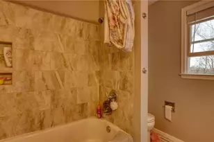 10525 Twin Oaks Dr, Cambridge, OH 43725 - Photo 18