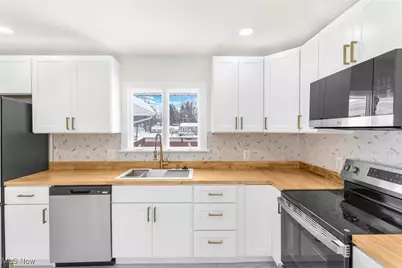 71 Hilltop Boulevard, Canfield, OH 44406 - Photo 14