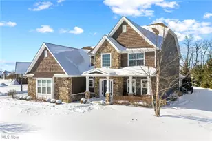 6240 Highland Green Dr, Medina, OH 44256 - Photo 2