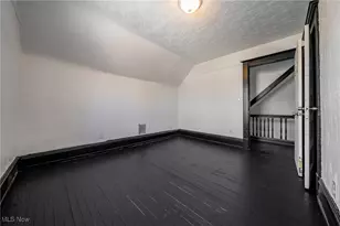 1760 Carlyon Rd, Loveland, OH 44112 - Photo 24