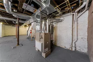 1760 Carlyon Rd, Loveland, OH 44112 - Photo 36