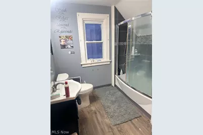 13710 Thornhurst Avenue, Garfield Heights, OH 44105 - Photo 18