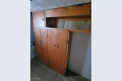 349 Comstock Court, Akron, OH 44305 - Photo 30