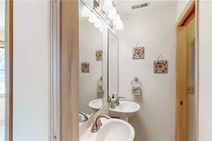 664 Pine Dr, Lake Milton, OH 44429 - Photo 20