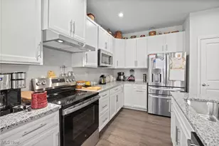 6194 James Dr, Lorain, OH 44053 - Photo 28