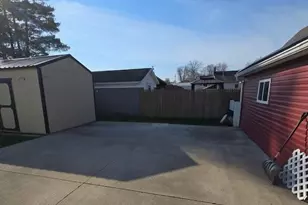 210 S 4th St, Byesville, OH 43723 - Photo 18