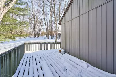 2099 Pinebrook Trail, Cuyahoga Falls, OH 44223 - Photo 8