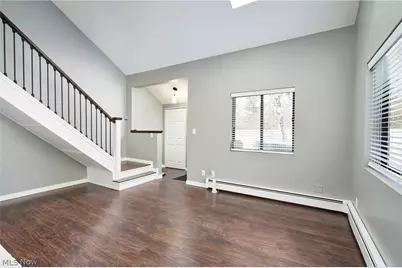 2099 Pinebrook Trail, Cuyahoga Falls, OH 44223 - Photo 6