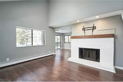 2099 Pinebrook Trail, Cuyahoga Falls, OH 44223 - Photo 4