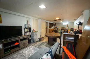 910 Milford St NE, Canton, OH 44714 - Photo 12