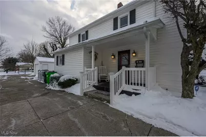 26 W Hiram Street, Barberton, OH 44203 - Photo 4