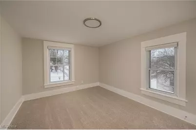 26 W Hiram Street, Barberton, OH 44203 - Photo 26