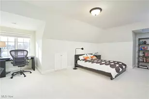 2242 Rock Creek N, Akron, OH 44333 - Photo 28