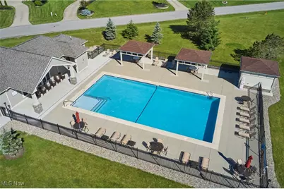 2242 Rock Creek N, Akron, OH 44333 - Photo 40