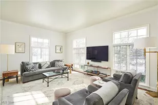 2242 Rock Creek N, Akron, OH 44333 - Photo 12