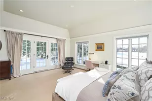 2242 Rock Creek N, Akron, OH 44333 - Photo 22