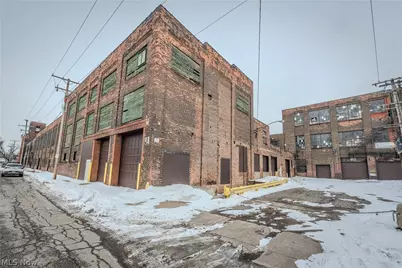 3155 W 33rd Street, Loveland, OH 44109 - Photo 2