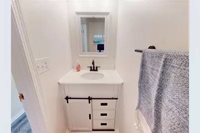 7795 Campton Circle NW, North Canton, OH 44720 - Photo 32