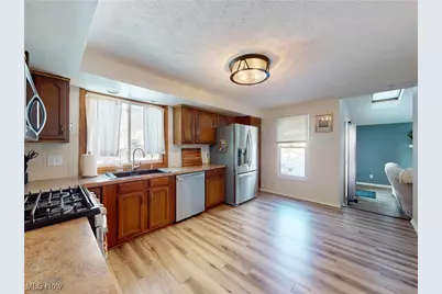 7795 Campton Circle NW, North Canton, OH 44720 - Photo 12