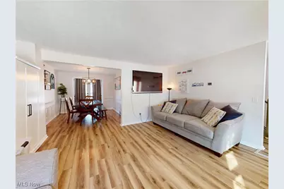 7795 Campton Circle NW, North Canton, OH 44720 - Photo 2