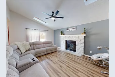 7795 Campton Circle NW, North Canton, OH 44720 - Photo 8