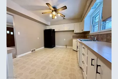 7530 S Boyden Road, Sagamore Hills, OH 44067 - Photo 12