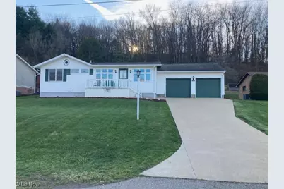 1184 Dawn Drive NE, New Philadelphia, OH 44663 - Photo 1