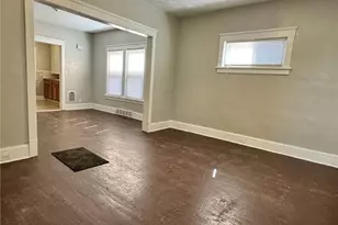 1057 E 146th St, Loveland, OH 44110 - Photo 2