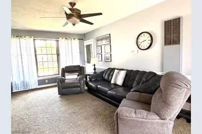 383 Edgewood Court, Columbiana, OH 44408 - Photo 22