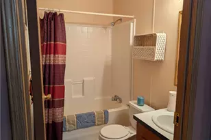 2070 Potts Ln, Zanesville, OH 43701 - Photo 8