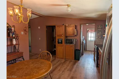 2070 Potts Lane, Zanesville, OH 43701 - Photo 6