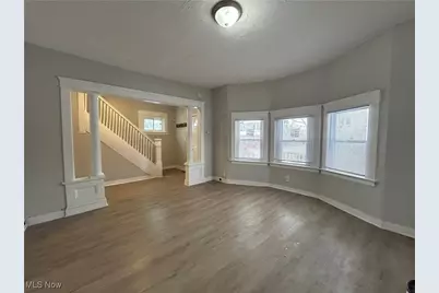 10726 Garfield Avenue, Loveland, OH 44108 - Photo 2