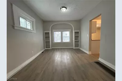 10726 Garfield Avenue, Loveland, OH 44108 - Photo 4