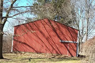 5288 Wheathill Rd, East Palestine, OH 44413 - Photo 10