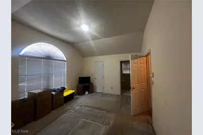 2230 E 97th Street, Loveland, OH 44106 - Photo 8